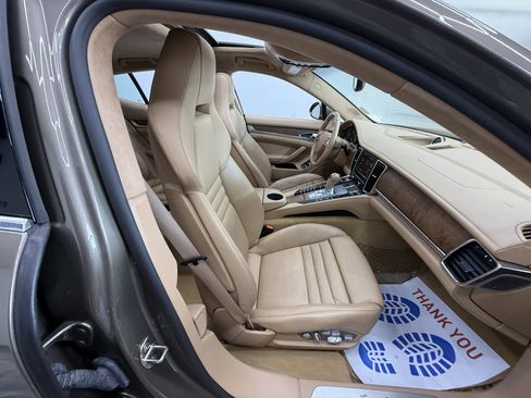 Used 2010 Porsche Panamera Turbo image 13