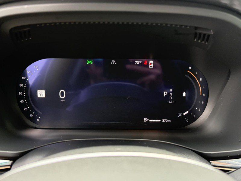 Used 2026 Volvo XC60 B5 Plus AWD/4WD image 21
