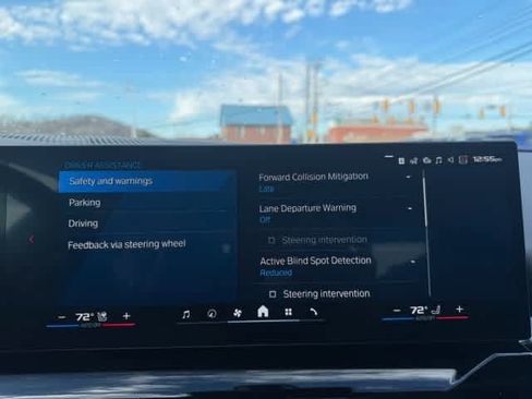 New 2026 BMW M5 w/ Carbon Package AWD/4WD image 17