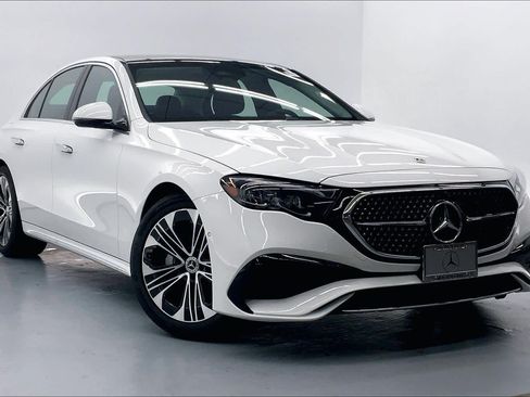 Used 2026 Mercedes-Benz E 350 Sedan image 3