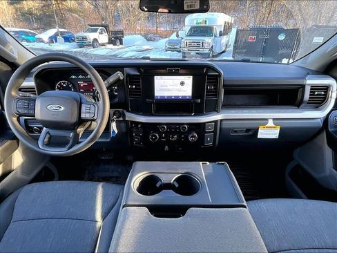 New 2026 Ford F250 XL w/ FX4 Off-Road Package image 6