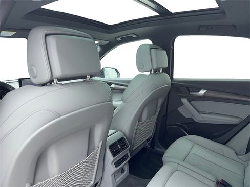 Used 2022 Audi Q5 2.0T Premium Plus image 37