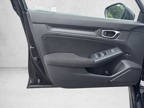 Used 2023 Honda Civic Sport image 11