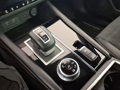 Used 2022 Mitsubishi Outlander SEL Black Edition image 20