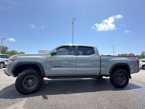 Used 2021 Toyota Tacoma TRD Off-Road AWD/4WD image 35