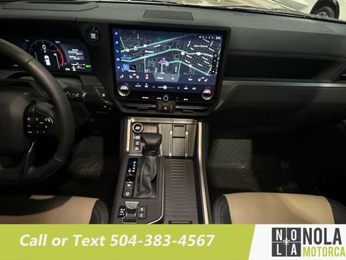Used 2026 Lexus GX 550 AWD/4WD image 46