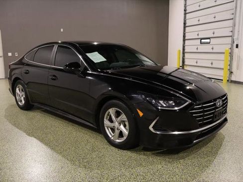 Used 2021 Hyundai Sonata SE image 1