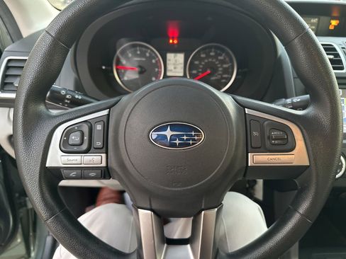 Used 2018 Subaru Forester 2.5i w/ Alloy Wheel Package image 12