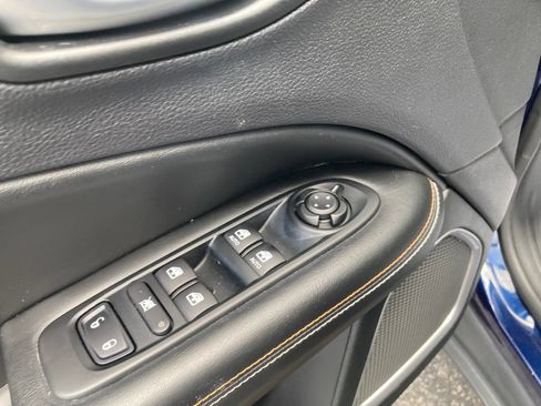 Used 2018 Jeep Compass Latitude AWD/4WD image 14