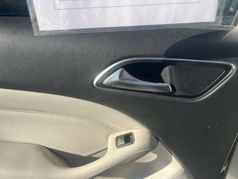 Used 2016 Mercedes-Benz B 250e image 23