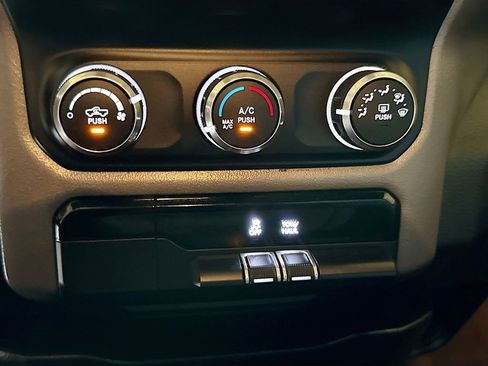 Used 2022 RAM 1500 Big Horn image 16