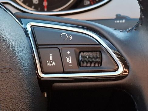 Used 2015 Audi A4 2.0T Premium Plus w/ Technology Package image 18