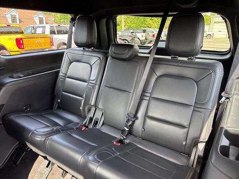 Used 2023 Lincoln Navigator L Reserve w/ Equipment Group 201A AWD/4WD image 19