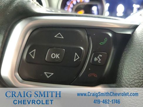 Used 2019 Jeep Wrangler Unlimited Sahara w/ Cold Weather Group AWD/4WD image 18