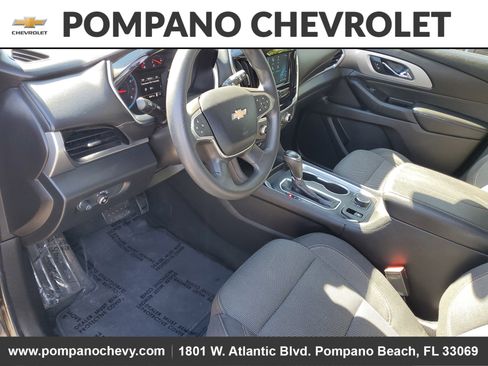 Used 2019 Chevrolet Traverse LS image 12