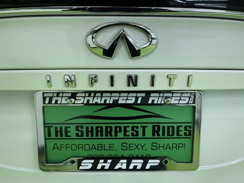 Used 2019 INFINITI QX30 Premium w/ Navigation Package image 12