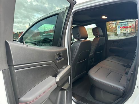 Used 2024 Chevrolet Colorado Z71 w/ Z71 Convenience Package 2 image 16