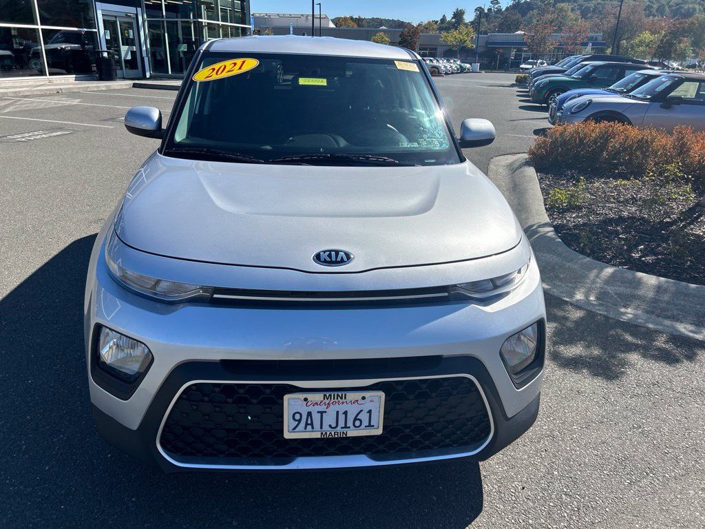 Used 2021 Kia Soul LX FWD image 8