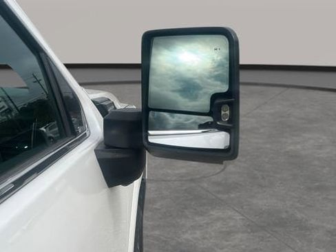 Used 2024 GMC Sierra 3500 Denali Ultimate image 19