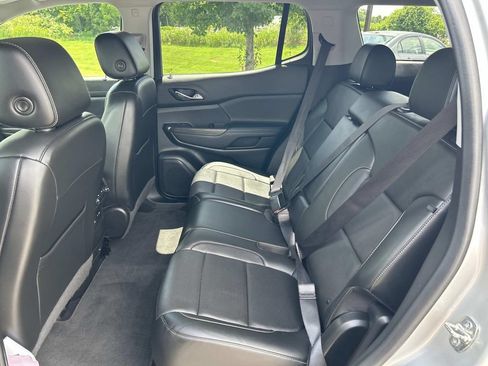 Used 2020 GMC Acadia SLT w/ Driver Alert Package II AWD/4WD image 26