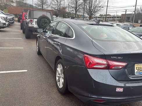 Used 2020 Chevrolet Malibu LT FWD image 6