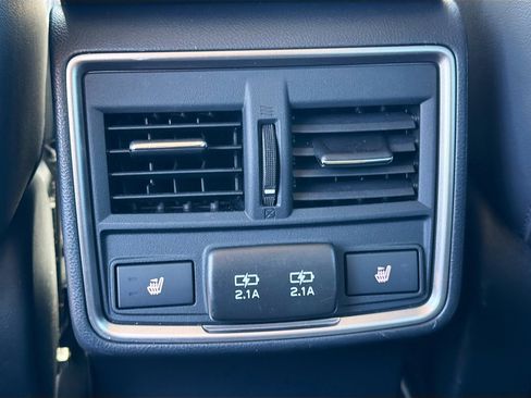 Used 2023 Subaru Forester Touring image 19
