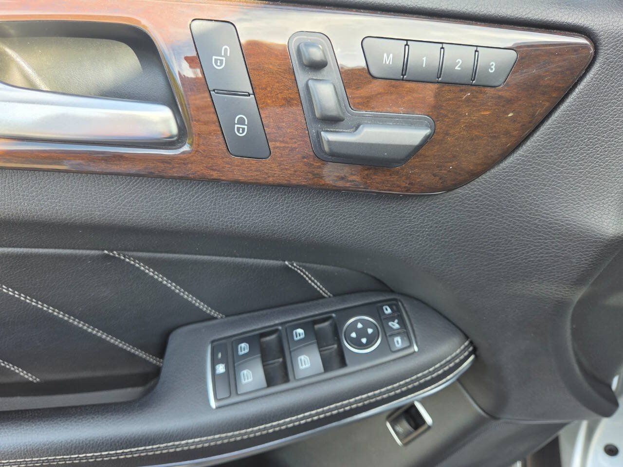 Used 2014 Mercedes-Benz GL 350 BlueTEC 4MATIC image 18