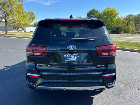 Used 2019 Kia Sorento SX image 6