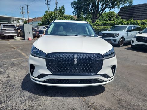 New 2026 Lincoln Aviator Reserve AWD/4WD image 8