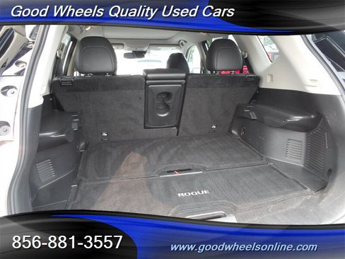 Used 2018 Nissan Rogue SL w/ Premium Package AWD/4WD image 23