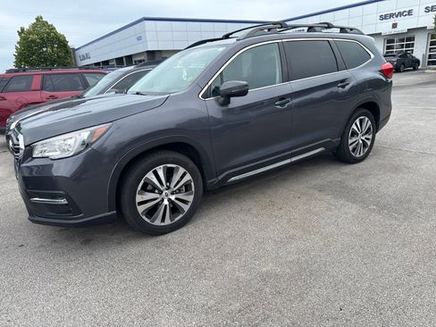 Used 2020 Subaru Ascent Limited w/ Technology Package AWD/4WD image 5