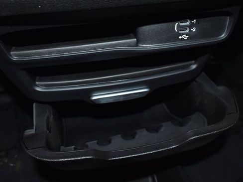 New 2026 Chrysler Pacifica Select w/ S Appearance Package AWD/4WD image 17