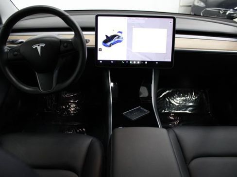 Used 2018 Tesla Model 3 Long Range image 2