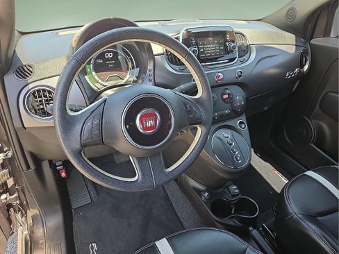Used 2019 FIAT 500 e FWD image 6