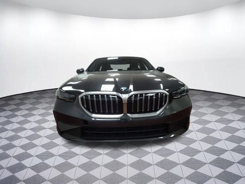 New 2026 BMW 530i xDrive AWD/4WD image 5
