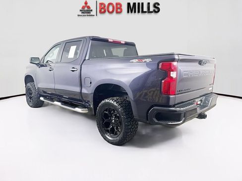 Used 2022 Chevrolet Silverado 1500 Custom w/ LPO, Dark Essentials Package AWD/4WD image 5
