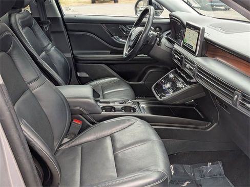 Used 2020 Lincoln Corsair Reserve w/ Equipment Group 201A image 38