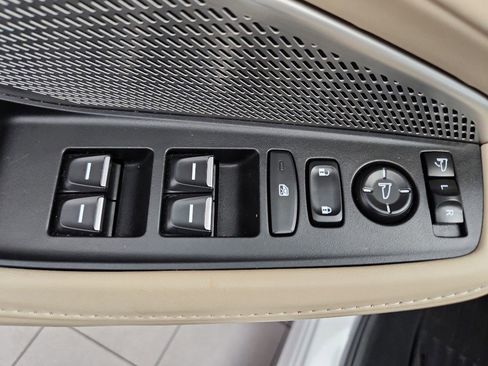 Certified 2023 Acura MDX FWD w/ Technology Package image 11