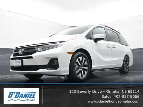 Used 2025 Honda Odyssey EX-L image 9