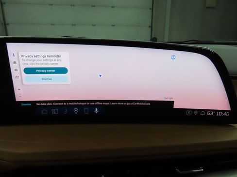 Used 2025 Cadillac XT4 Premium Luxury AWD/4WD image 18