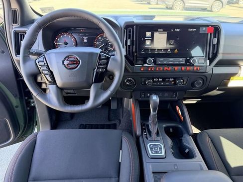 New 2026 Nissan Frontier PRO-4X w/ Pro-4x Convenience Package AWD/4WD image 17