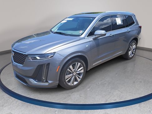 Used 2020 Cadillac XT6 Premium Luxury FWD image 1