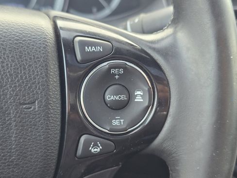 Certified 2017 Honda Accord EX-L image 34