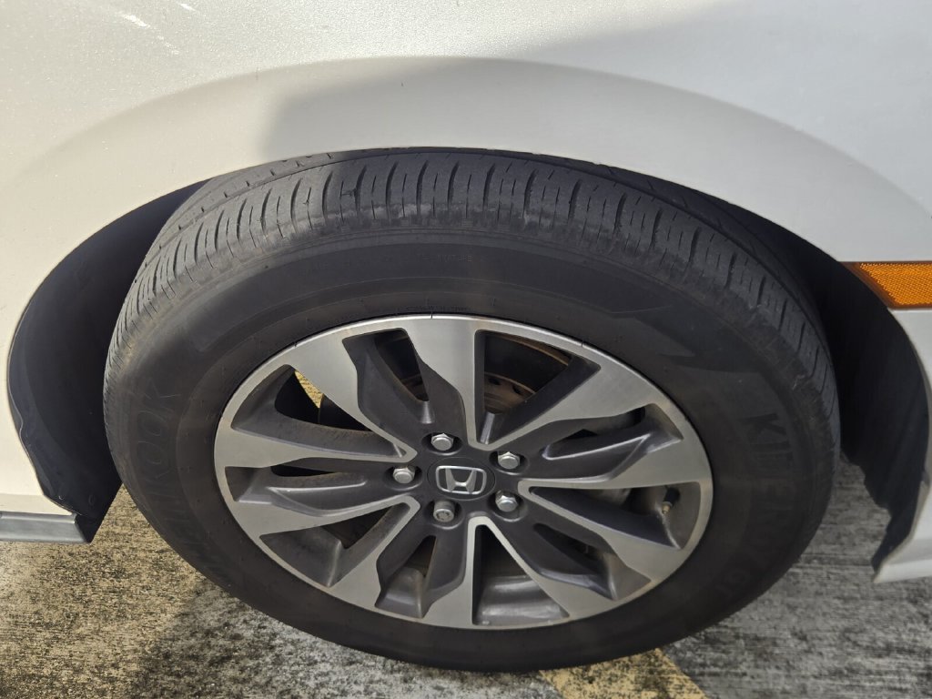 Used 2021 Honda Odyssey EX-L image 7