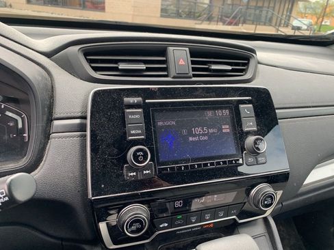 Used 2017 Honda CR-V LX image 12