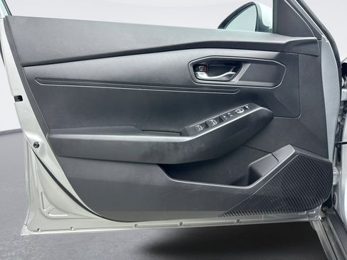 Used 2024 Honda Accord LX image 9