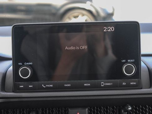 Used 2025 Honda CR-V EX image 16