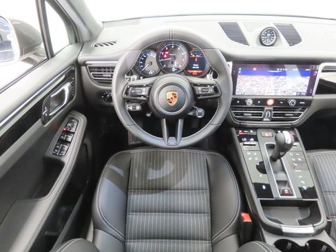 New 2026 Porsche Macan AWD/4WD image 17