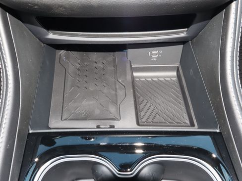 New 2026 Chrysler Pacifica Limited w/ S Appearance Package image 24