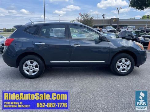 Used 2015 Nissan Rogue S w/ Convenience Package AWD/4WD image 4